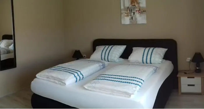 Frühstückspension Weingut J. A. Meyer Wintrich